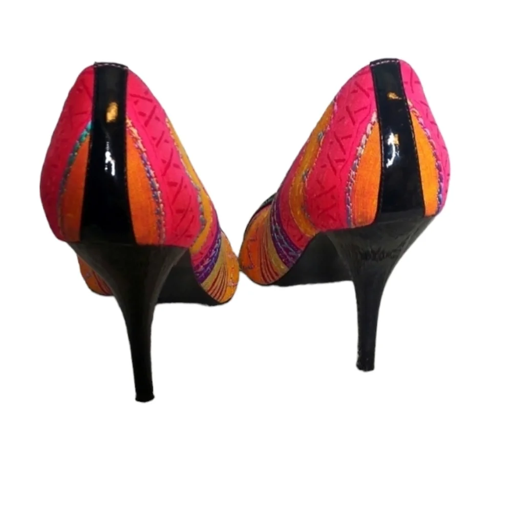 CARLOS HEELS SIZE 7 1/2 - Picture 4 of 8